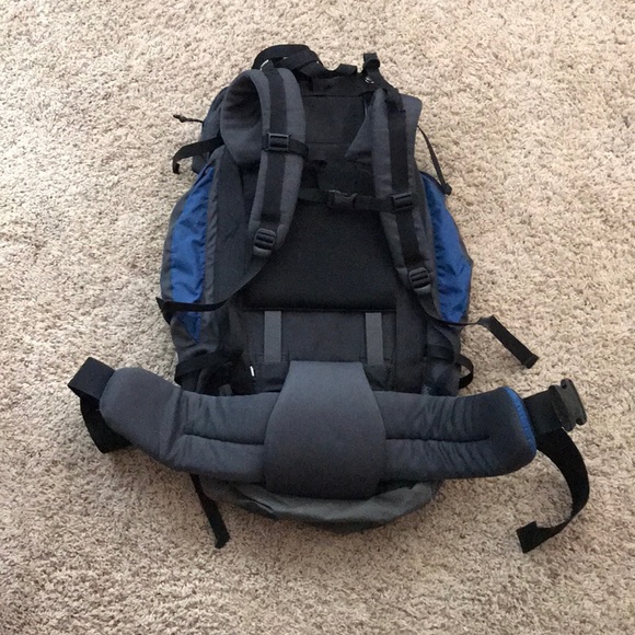 Kelty 47/50 liter pack. - Picture 2 of 2